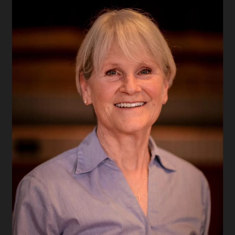 Claire Yarrington Teaches Profty’s Common Sense Singing Lessons Balanced Vocal Registration Technic