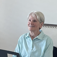 Claire Yarrington Continuous Common Sense Singing Training by Profty Instructor